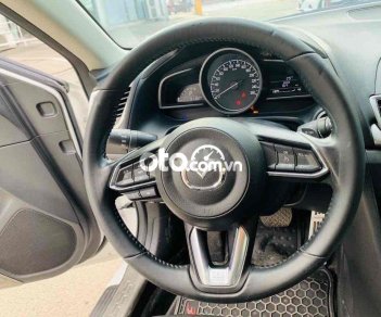 Mazda 3 2018 - Màu trắng, giá 568tr