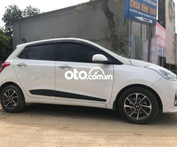 Hyundai Grand i10 2017 - Màu bạc, giá chỉ 345 triệu