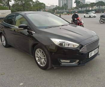 Ford Focus 2018 - Màu đen giá ưu đãi