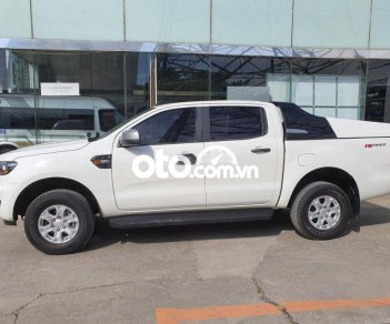 Ford Ranger 2016 - Nắp thùng thấp tại hãng