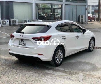 Mazda 3 2018 - Màu trắng, giá 568tr