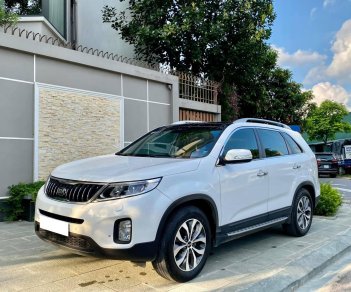 Kia Sorento 2017 - Kia Sorento 2017, bản full GATH, máy xăng, màu trắng