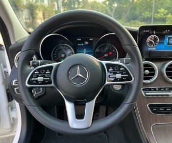 Mercedes-Benz C200 2018 - Bán C200 Exclusive trắng đen model 2019 công ty đứng tên