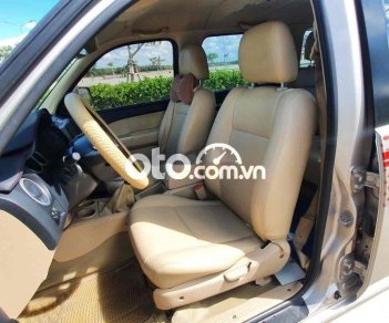 Ford Everest 2012 - Màu bạc, 435tr