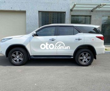 Toyota Fortuner 2019 - Màu trắng, giá 985tr