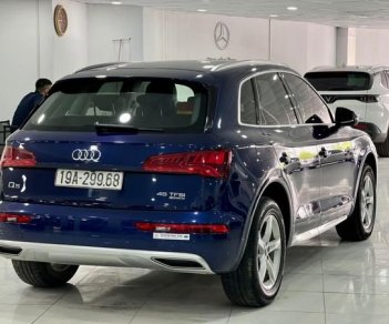 Audi Q5 2019 - Màu xanh lam