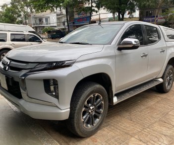 Mitsubishi Triton 2019 - Màu bạc, nhập khẩu