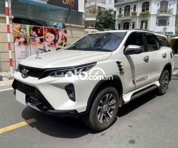 Toyota Fortuner 2020 - Màu trắng, xe nhập