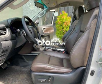 Toyota Fortuner 2019 - Màu trắng, giá 985tr