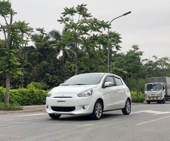 Mitsubishi Mirage 2015 - Màu trắng, nhập khẩu nguyên chiếc giá ưu đãi