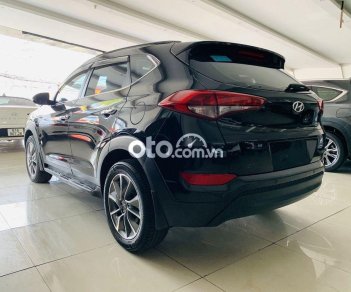 Hyundai Tucson 2018 - Màu đen, giá 785tr