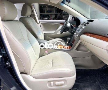 Toyota Camry 2012 - Màu đen, giá chỉ 595 triệu