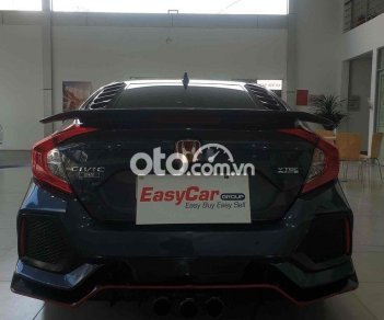 Honda Civic 2017 - Màu xanh lam, nhập khẩu