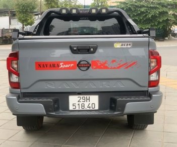 Nissan Navara 2021 - Màu xám, xe nhập