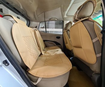 Hyundai Grand i10 2011 - Màu bạc, nhập khẩu nguyên chiếc