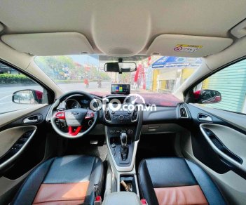 Ford Focus 2019 - Màu đỏ, giá 475tr
