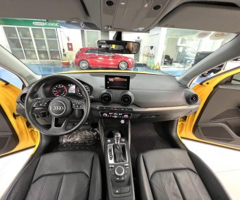 Audi Q2 2017 - Màu vàng, nhập khẩu