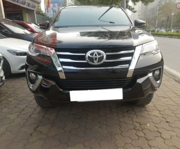 Toyota Fortuner 2020 - Màu đen, giá tốt