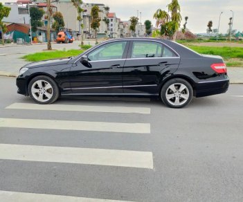 Mercedes-Benz E250 2012 - Màu đen số tự động