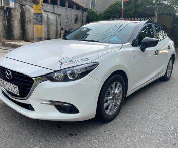 Mazda 3 2019 - Màu trắng xe gia đình giá cạnh tranh