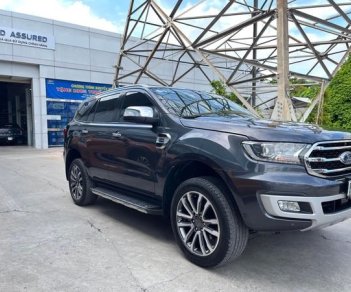 Ford Everest 2020 - Màu xám, xe đẹp