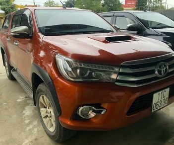 Toyota Hilux 2015 - Màu đỏ, xe nhập giá cạnh tranh