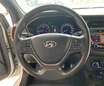 Hyundai i20 Active 2015 - Màu trắng, giá chỉ 455 triệu