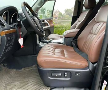 Toyota Land Cruiser 2013 - Màu đen, nhập khẩu chính chủ