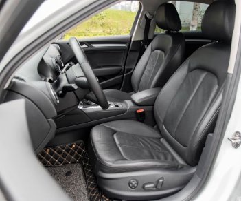Audi A3 2013 - Màu trắng, xe nhập, giá cực tốt