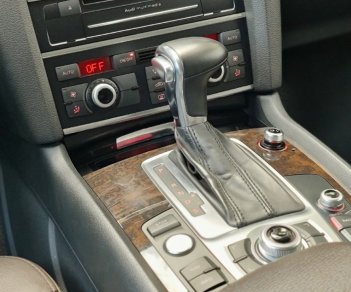 Audi Q7 2014 - Màu xám, xe nhập ít sử dụng