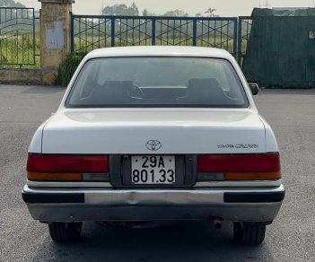 Toyota Crown 1992 - Màu trắng, 89 triệu