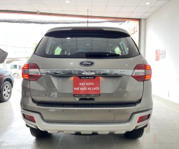 Ford Everest máy dầu  2016 - Cần bán xe Ford Everest máy dầu đời 2016, nhập khẩu nguyên chiếc, giá tốt