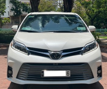 Toyota Sienna 2018 - Màu trắng, nhập khẩu nguyên chiếc