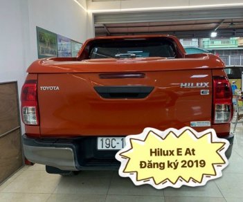 Toyota Hilux 2018 - Màu đỏ, xe nhập, giá chỉ 670 triệu