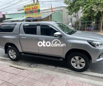 Toyota Hilux 2016 - Màu bạc, xe nhập chính chủ