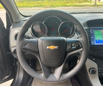 Chevrolet Cruze 2015 - Xe màu đen quyến rũ