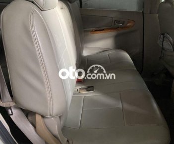 Toyota Innova 2009 - Màu bạc chính chủ