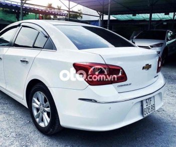 Chevrolet Cruze 2016 - Màu trắng