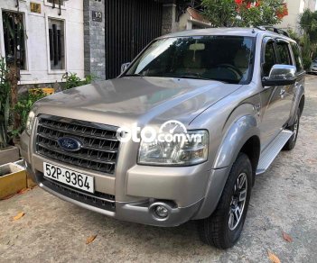 Ford Everest 2008 - Màu bạc xe gia đình