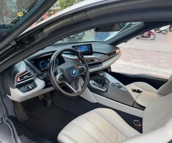 BMW i8 2015 - Màu trắng, nhập khẩu