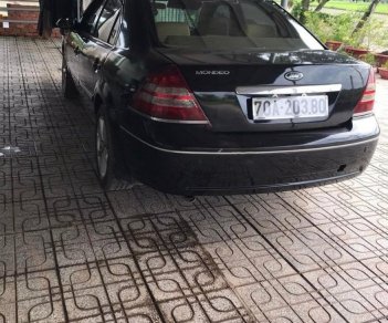 Ford Mondeo 2004 - Màu đen, giá chỉ 218 triệu