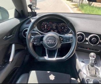 Audi TT 2015 - Màu xám, xe nhập