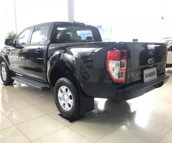 Ford Ranger 2022 - Sẵn xe màu đen, giao ngay, giá tốt kèm phụ kiện, LH đặt sớm - Trả trước 180 triệu nhận xe, hỗ trợ thủ tục lăn bánh