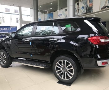 Ford Everest 2022 - Sẵn xe, giao ngay giá siêu tốt, LH đặt ngay, tặng ngay gói phụ kiện giá trị - Hỗ trợ trả góp 80%, hỗ trợ lăn bánh a-z 