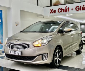 Kia Rondo 2016 - Màu vàng cát, xe đẹp, biển Hà Nội