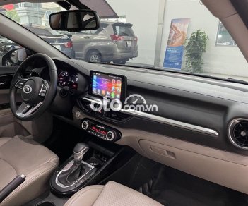 Kia Cerato 2020 - Màu xanh lam, giá cạnh tranh