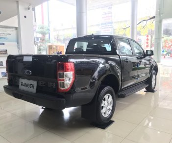 Ford Ranger 2022 - Trả trước 200 triệu, nhận xe, giá tốt nhất miền Bắc. Hỗ trợ mọi thủ tục lăn bánh, vay trả góp