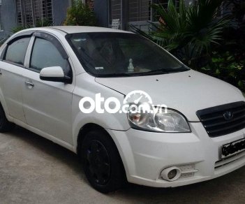 Daewoo Gentra 2009 - Màu trắng, xe gia đình