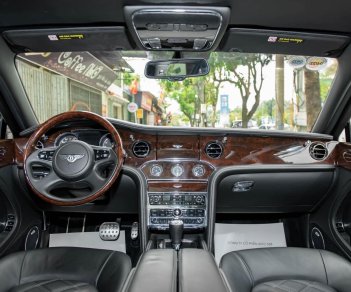 Bentley Mulsanne 2013 - Xe màu bạc