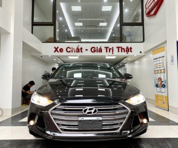 Hyundai Elantra 2018 - Màu đen, 550 triệu